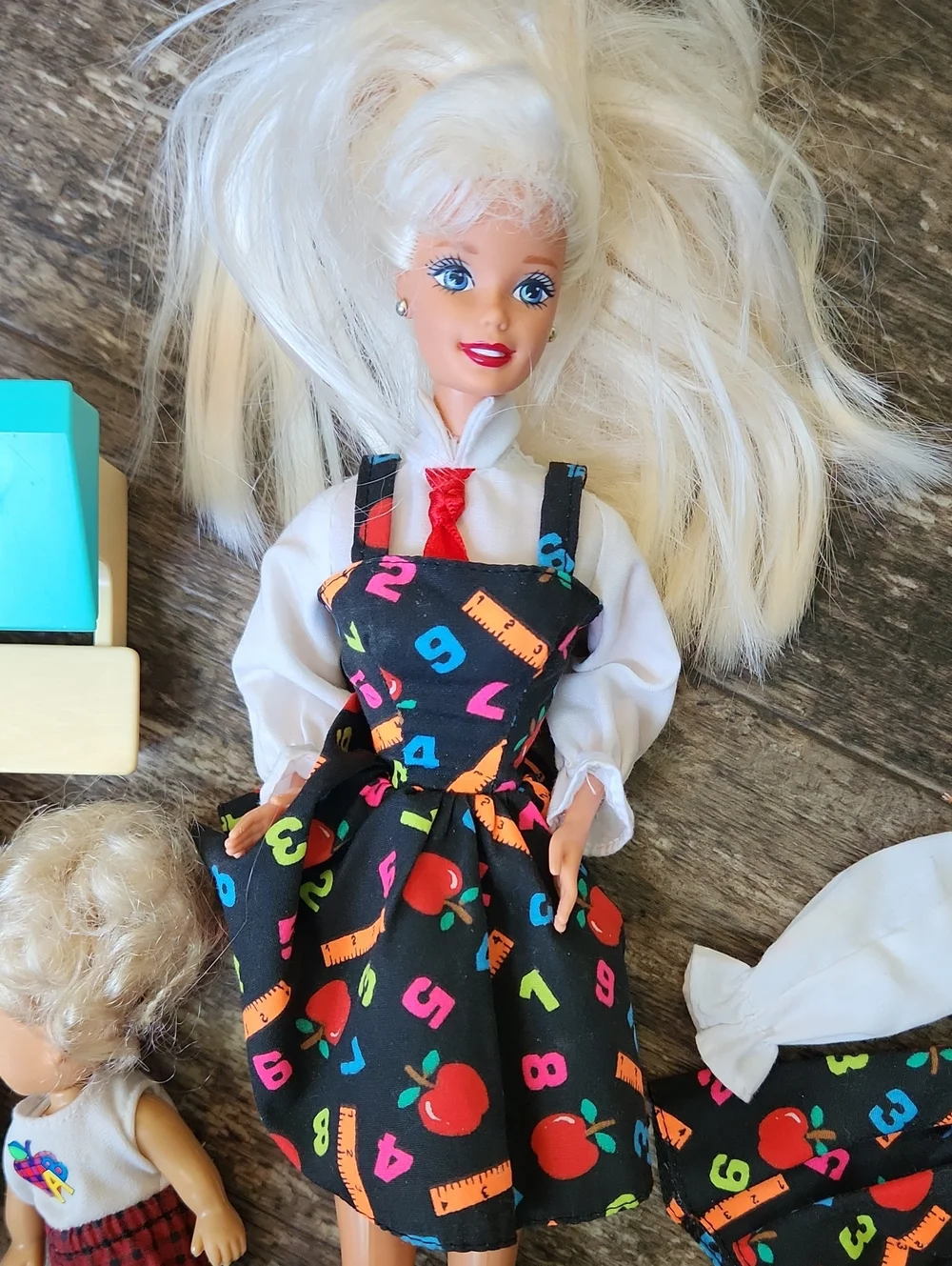 90s Mattel Teacher Barbie With Accessories